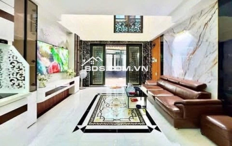 NHÀ GẦN NGÃ TƯ HÀNG XANH - 28M2 - 5.4 TỶ